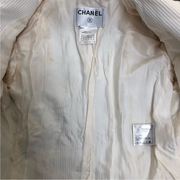 Authentic CHANEL Women's Cream Pantsuit - Picture 10 of 16